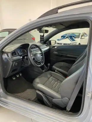VOLKSWAGEN-SAVEIRO-1.6 MSI EXTREME CD 16V FLEX 2P MANUAL VOLKSWAGEN-SAVEIRO-2025