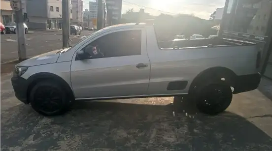 VOLKSWAGEN-SAVEIRO-2023