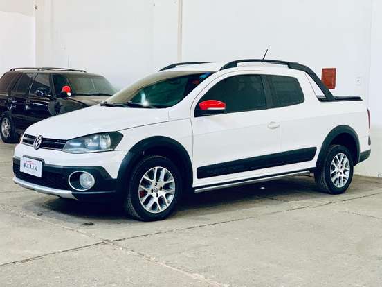 VOLKSWAGEN-SAVEIRO-2015