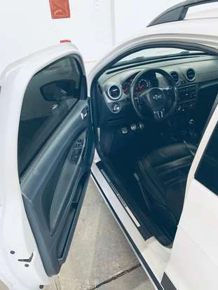 VOLKSWAGEN-SAVEIRO-2015