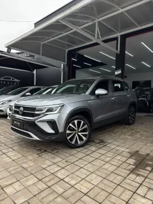 VOLKSWAGEN TAOS 1.4 250 TSI TOTAL FLEX HIGHLINE AUTOMÁTICO