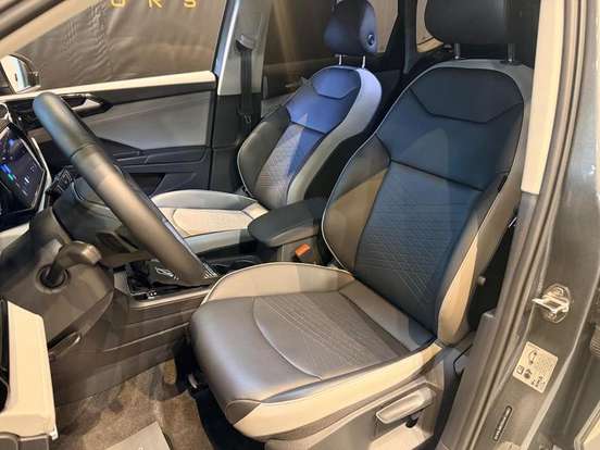 VOLKSWAGEN-TAOS-1.4 250 TSI TOTAL FLEX COMFORTLINE AUTOMÁTICO VOLKSWAGEN-TAOS-2025