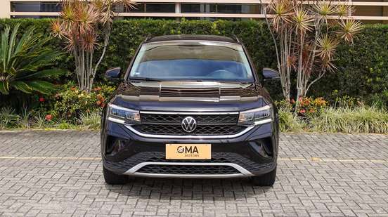 VOLKSWAGEN-TAOS-2021