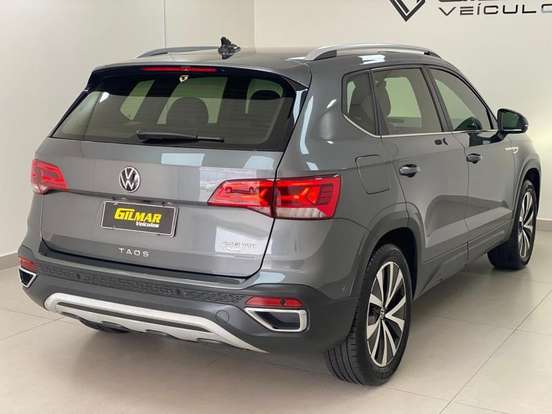 VOLKSWAGEN-TAOS-2023