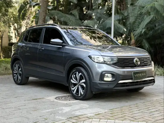 VOLKSWAGEN-T-CROSS-1.0 200 TSI TOTAL FLEX AUTOMÁTICO VOLKSWAGEN-T-CROSS-2022