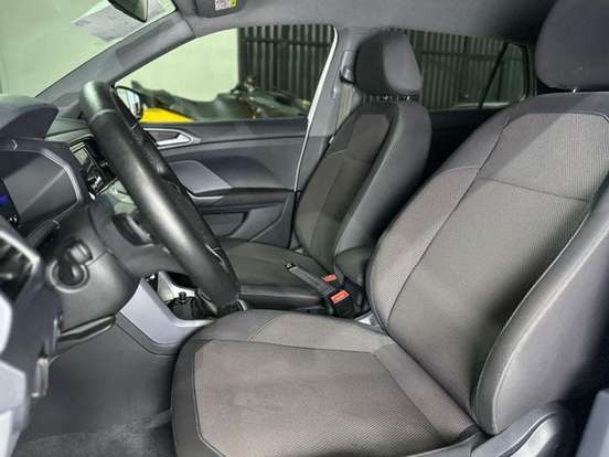 VOLKSWAGEN-T-CROSS-2023