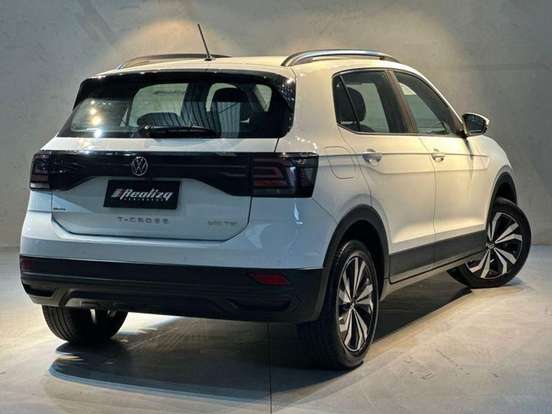 VOLKSWAGEN-T-CROSS-2023