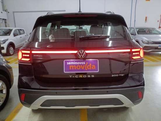 VOLKSWAGEN-T-CROSS-2024