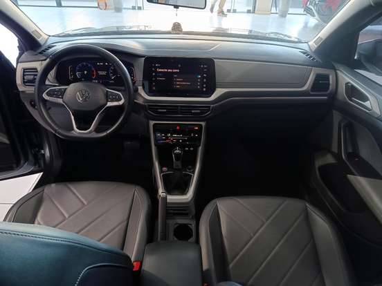 VOLKSWAGEN-T-CROSS-2024