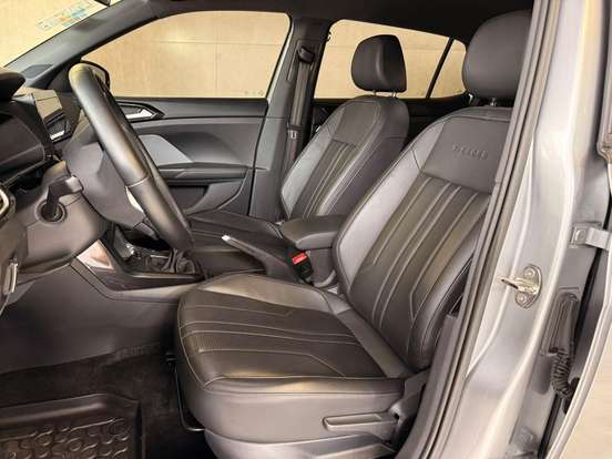 VOLKSWAGEN-T-CROSS-2024