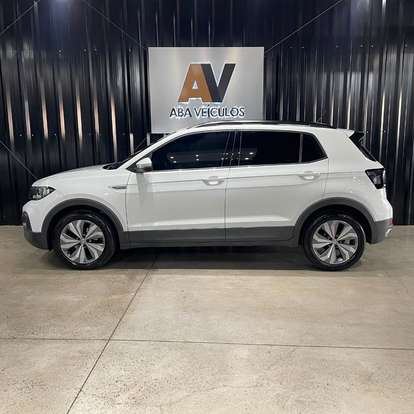 VOLKSWAGEN-T-CROSS-2019