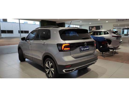 VOLKSWAGEN-T-CROSS-2024
