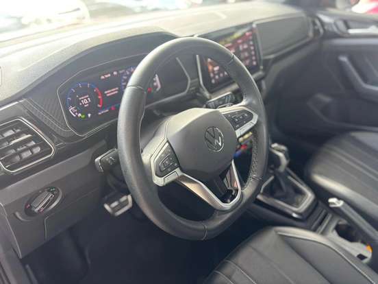 VOLKSWAGEN-T-CROSS-2025