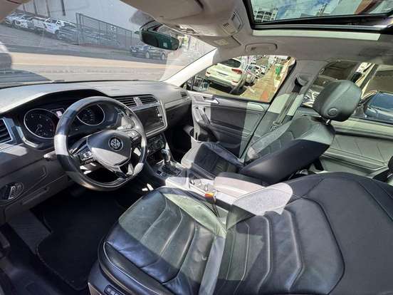 VOLKSWAGEN-TIGUAN-2019
