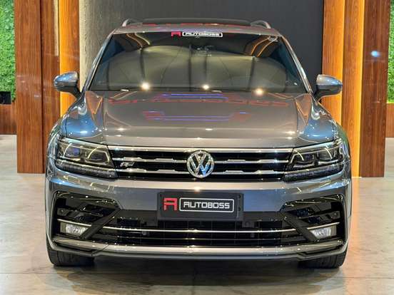VOLKSWAGEN-TIGUAN-2020