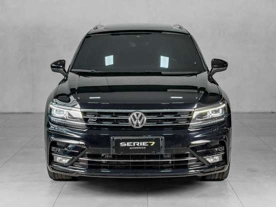 VOLKSWAGEN-TIGUAN-2019