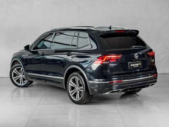 VOLKSWAGEN-TIGUAN-2019