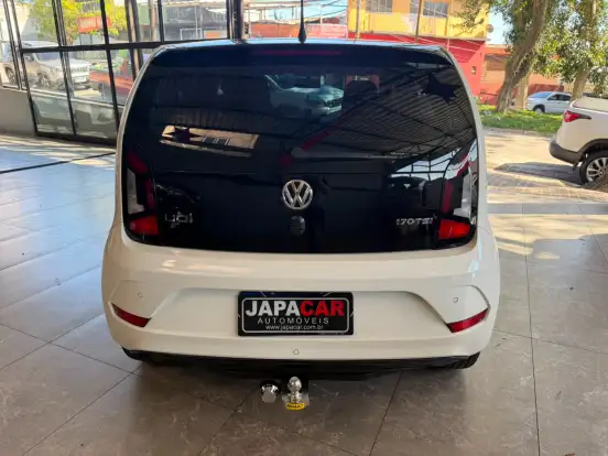VOLKSWAGEN-UP-2018