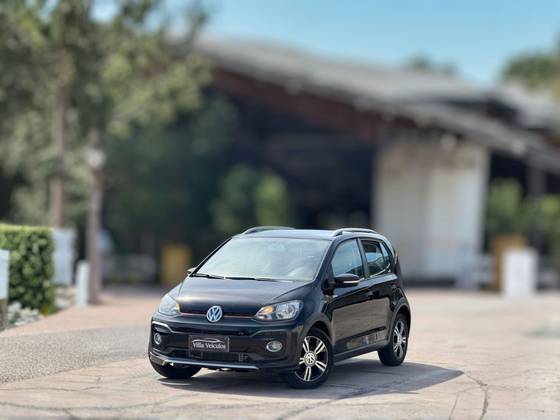 VOLKSWAGEN UP 1.0 170 TSI TOTAL FLEX XTREME 4P MANUAL