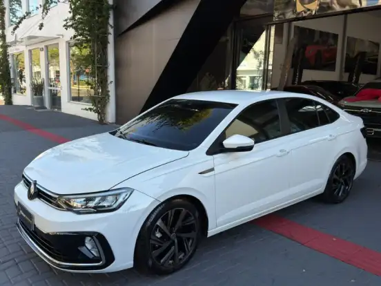 VOLKSWAGEN-VIRTUS-1.0 200 TSI HIGHLINE AUTOMÁTICO VOLKSWAGEN-VIRTUS-2025