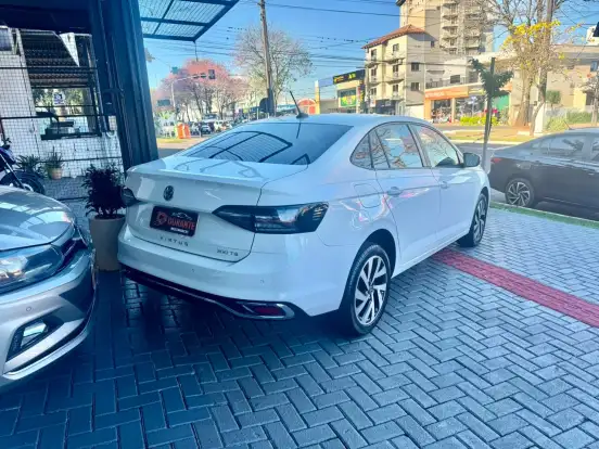VOLKSWAGEN-VIRTUS-1.0 200 TSI HIGHLINE AUTOMÁTICO VOLKSWAGEN-VIRTUS-2023