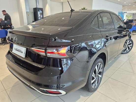 VOLKSWAGEN-VIRTUS-2024
