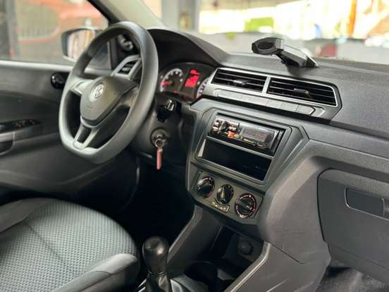 VOLKSWAGEN-VOYAGE-2023