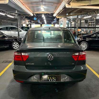 VOLKSWAGEN-VOYAGE-2014