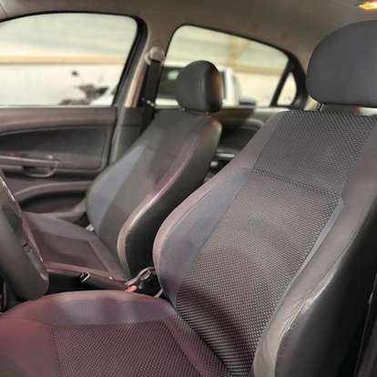 VOLKSWAGEN-VOYAGE-2014