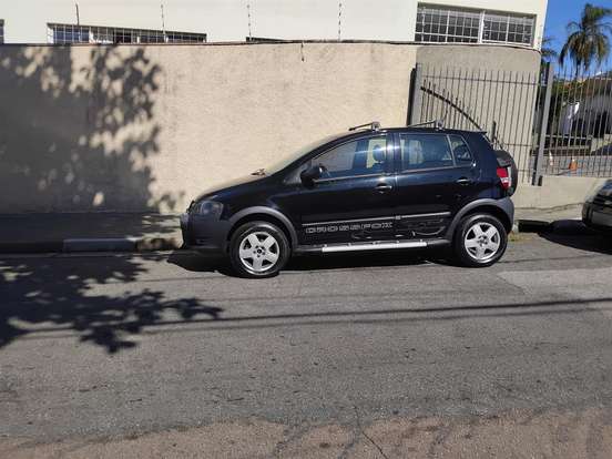 VOLKSWAGEN-CROSSFOX-1.6 MI FLEX 8V 4P MANUAL VOLKSWAGEN-CROSSFOX-2010
