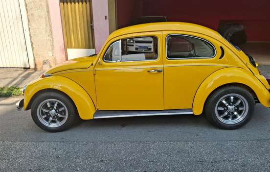 VOLKSWAGEN-FUSCA-1975