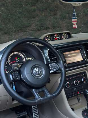 VOLKSWAGEN-FUSCA-2.0 TSI 16V GASOLINA 2P AUTOMÁTICO VOLKSWAGEN-FUSCA-2013