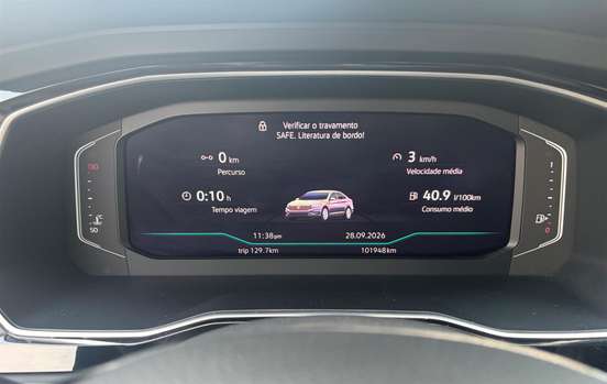 VOLKSWAGEN-JETTA-2020