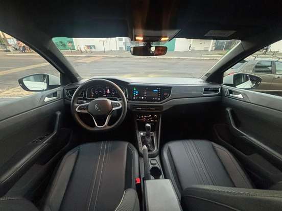 VOLKSWAGEN-NIVUS-1.0 200 TSI TOTAL FLEX HIGHLINE AUTOMÁTICO VOLKSWAGEN-NIVUS-2024