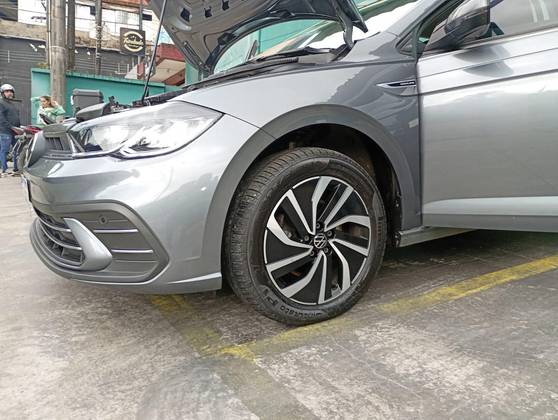 VOLKSWAGEN POLO 1.0 170 TSI HIGHLINE AUTOMÁTICO