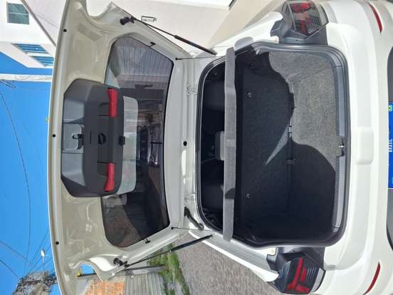VOLKSWAGEN-POLO-2024