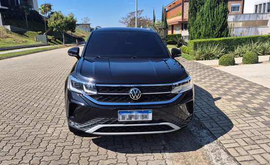 VOLKSWAGEN-TAOS-2022