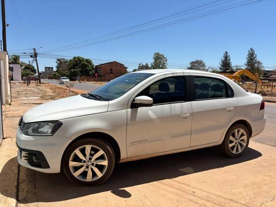 VOLKSWAGEN VOYAGE 1.6 MSI TOTALFLEX COMFORTLINE 4P MANUAL