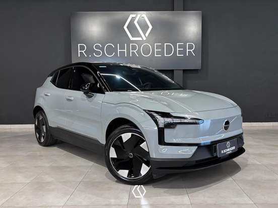 VOLVO-EX30-2024
