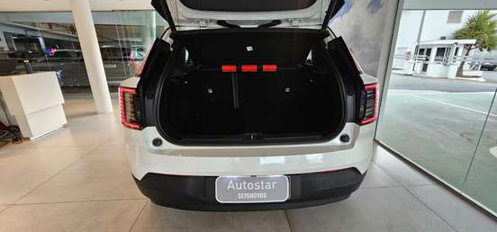 VOLVO-EX30-2024