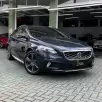 VOLVO V40 2.0 T5 CROSS COUNTRY AWD TURBO GASOLINA 4P AUTOMÁTICO VOLVO V40 2.0 T5 CROSS COUNTRY AWD TURBO GASOLINA 4P AUTOMÁTICO