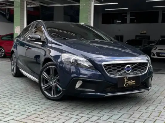 VOLVO-V40-2.0 T5 CROSS COUNTRY AWD TURBO GASOLINA 4P AUTOMÁTICO VOLVO-V40-2013