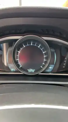 VOLVO-V40-2013