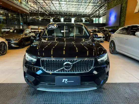 VOLVO-XC40-2.0 T4 GASOLINA MOMENTUM GEARTRONIC VOLVO-XC40-2020