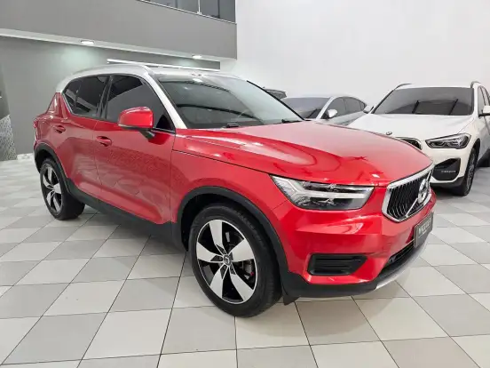 VOLVO-XC40-2.0 T5 GASOLINA MOMENTUM AWD GEARTRONIC VOLVO-XC40-2018