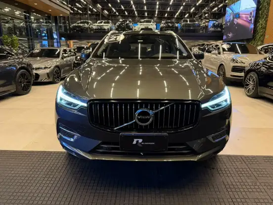 VOLVO-XC60-2021