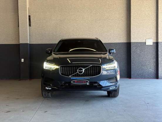 VOLVO-XC60-2019