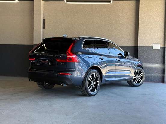 VOLVO-XC60-2019