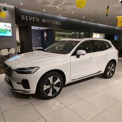 VOLVO XC60 2.0 T8 RECHARGE PLUS AWD GEARTRONIC