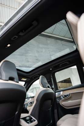VOLVO-XC90-2025